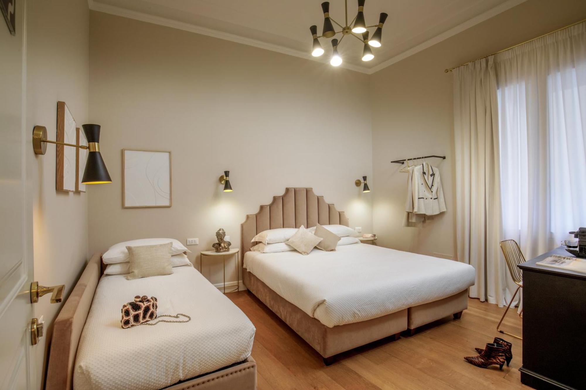 Daplace - Santa Susanna Suites Рим Екстериор снимка