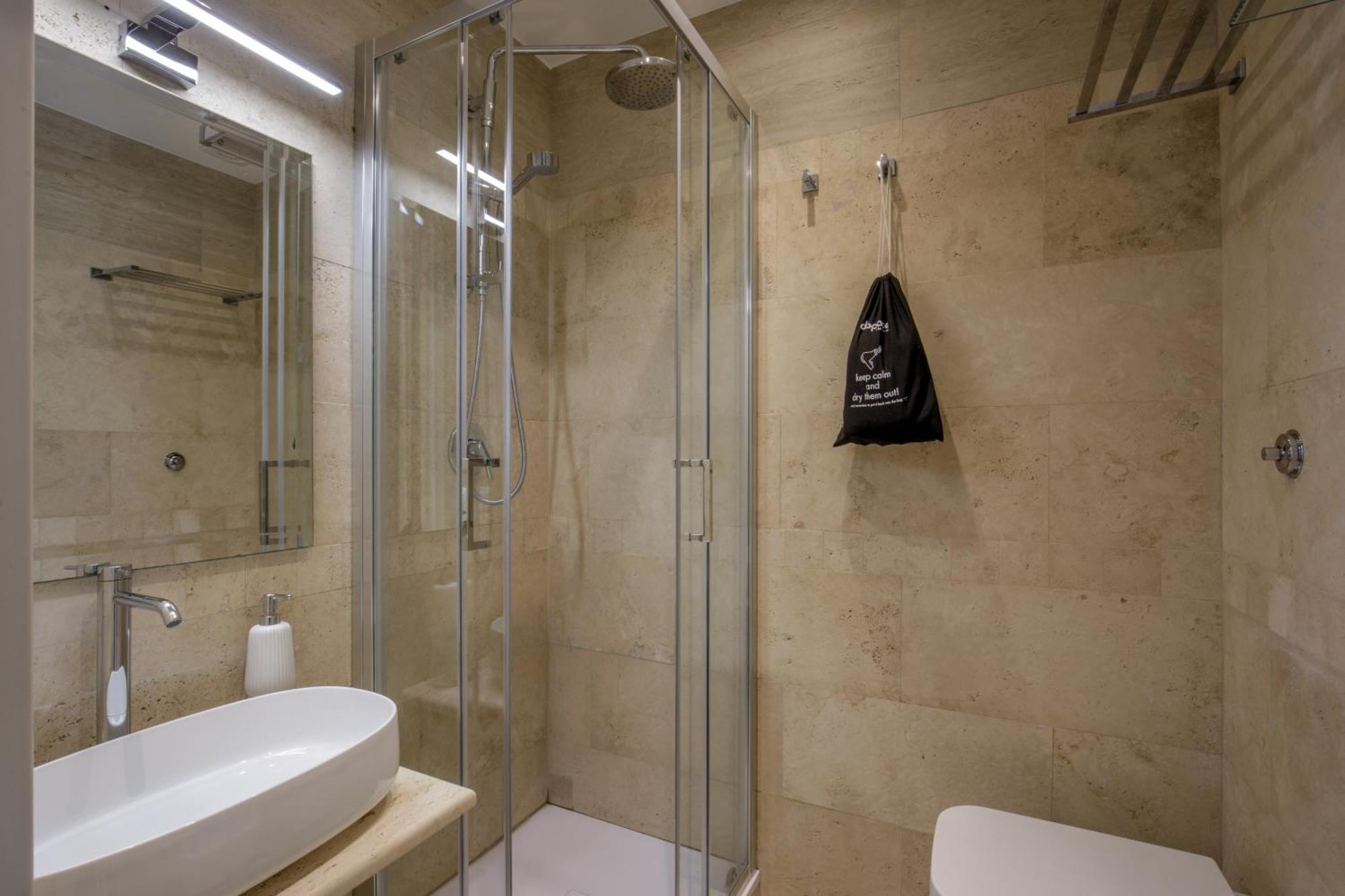Daplace - Santa Susanna Suites Рим Екстериор снимка